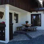 Kaerntnerhaus I *