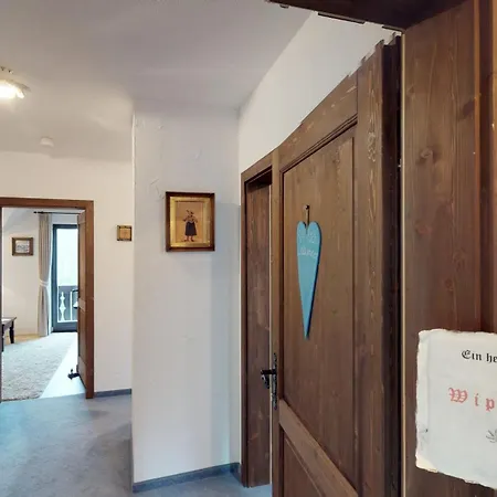 Kaerntnerhaus I * Patergassen